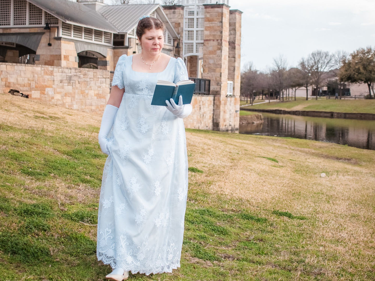 Size L: Francesca Bridgerton Ball Gown (1800-1817)