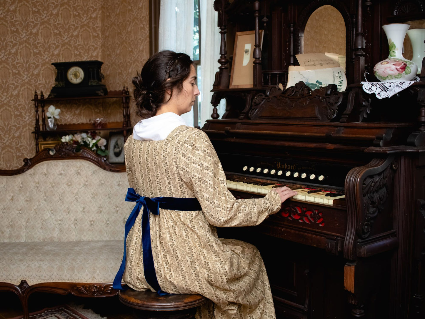 Mary's Round Gown (1795-1810)