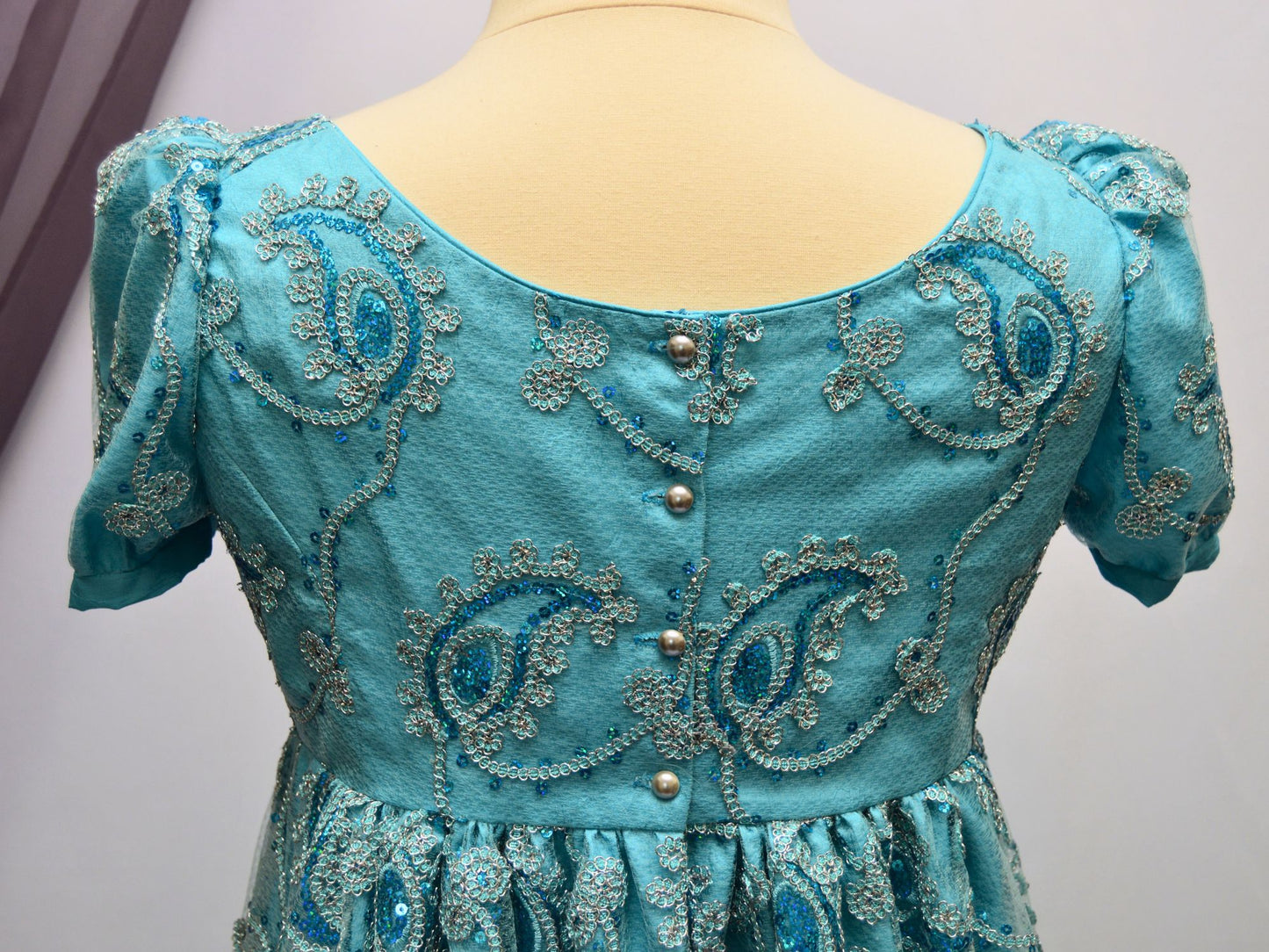 Size L: Penelope Bridgerton Ball Gown (1800-1817)