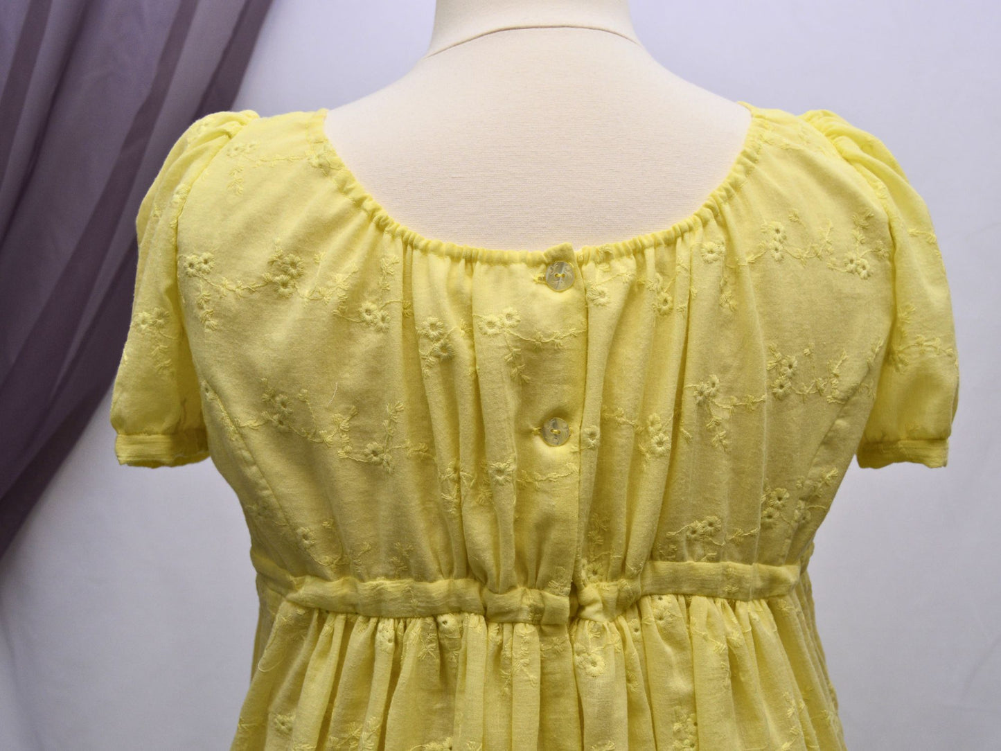 Size L/XL: Yellow Regency Gown (1800-1815)