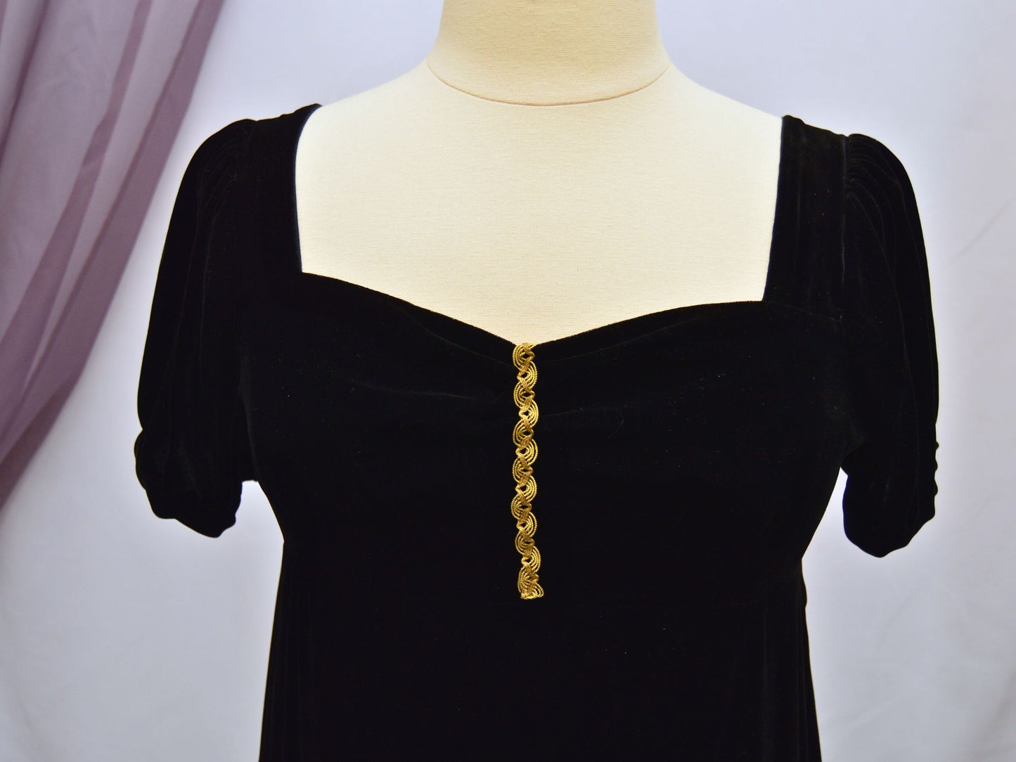 Size L: Gothic Regency Gown (1800-1815)