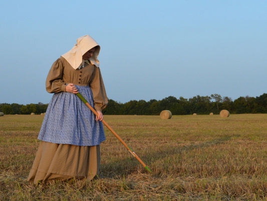 Sizes L-4X: Half Apron & Sunbonnet (1840s-1870s)